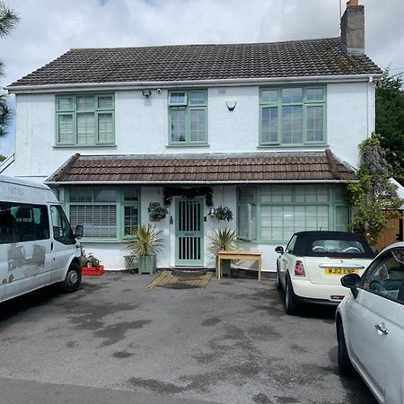 Barrs Court Beds Bed and Breakfast Warmley Εξωτερικό φωτογραφία