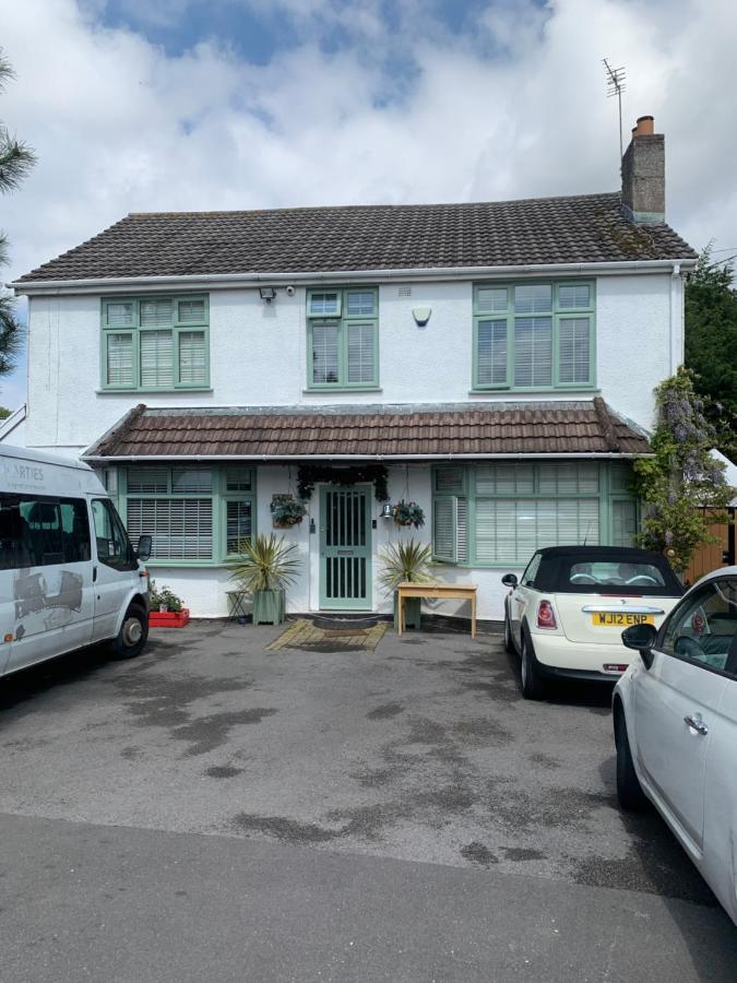 Barrs Court Beds Bed and Breakfast Warmley Εξωτερικό φωτογραφία